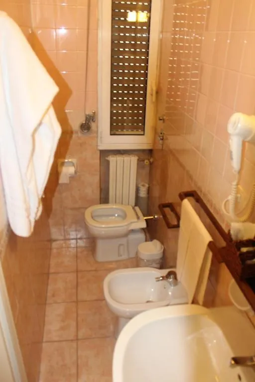 Sunset Hotel Milan 3*,  Italy